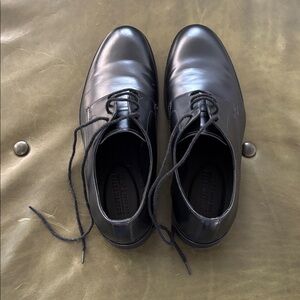 Clarks Men's Classic Black Oxfords